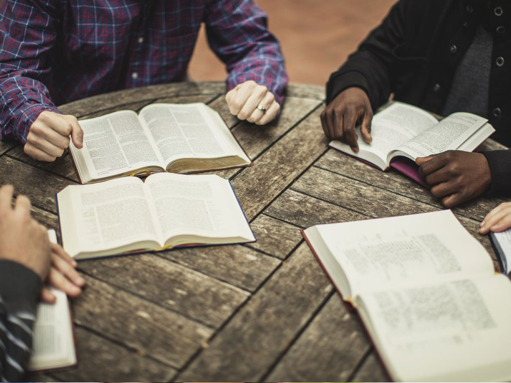 consolidação na igreja estudando a palavra